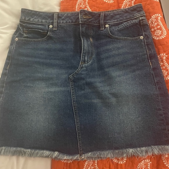Loft denim skirt - Picture 2 of 4